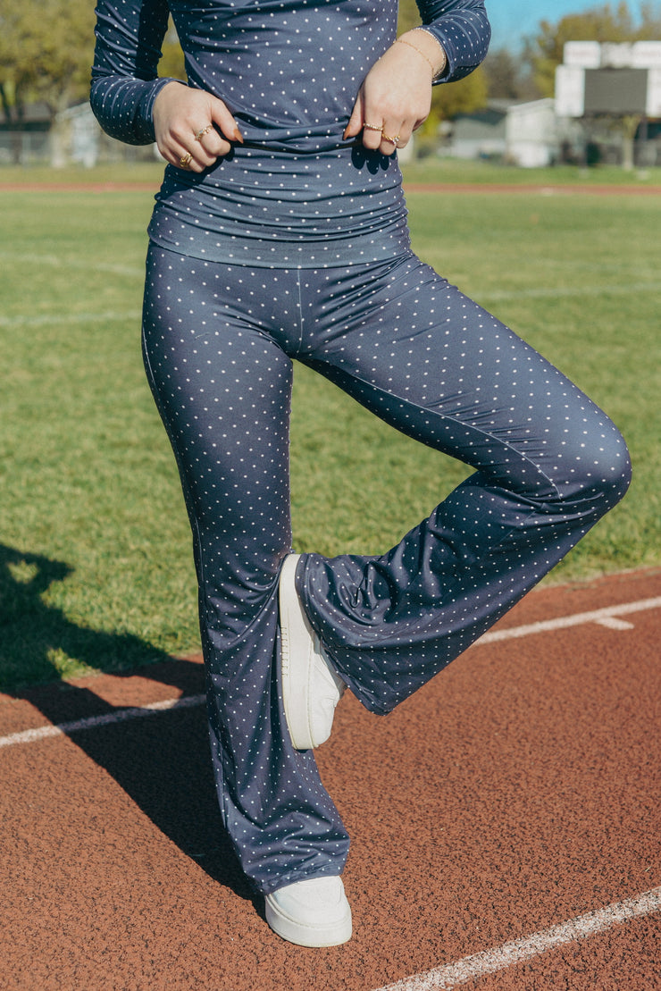 NAVY CRUSH PANT