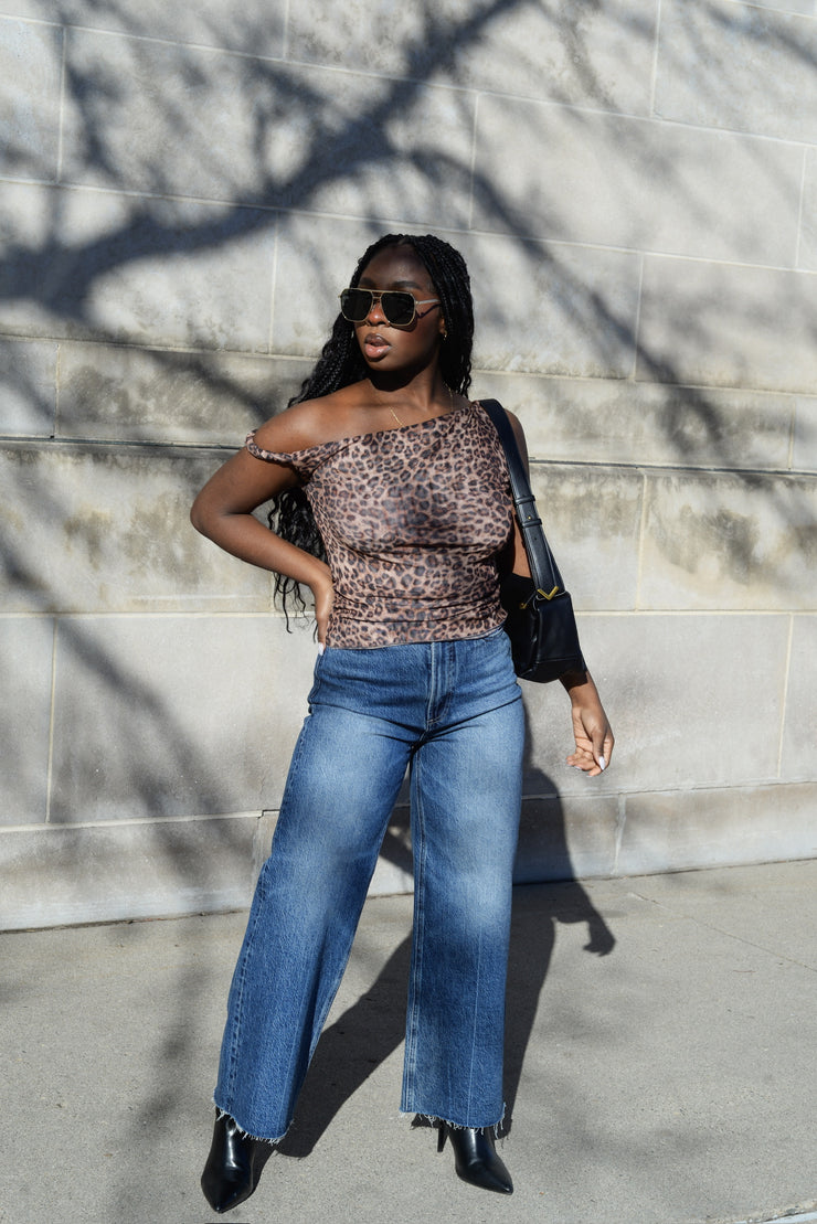 LANA WIDE LEG CROP
