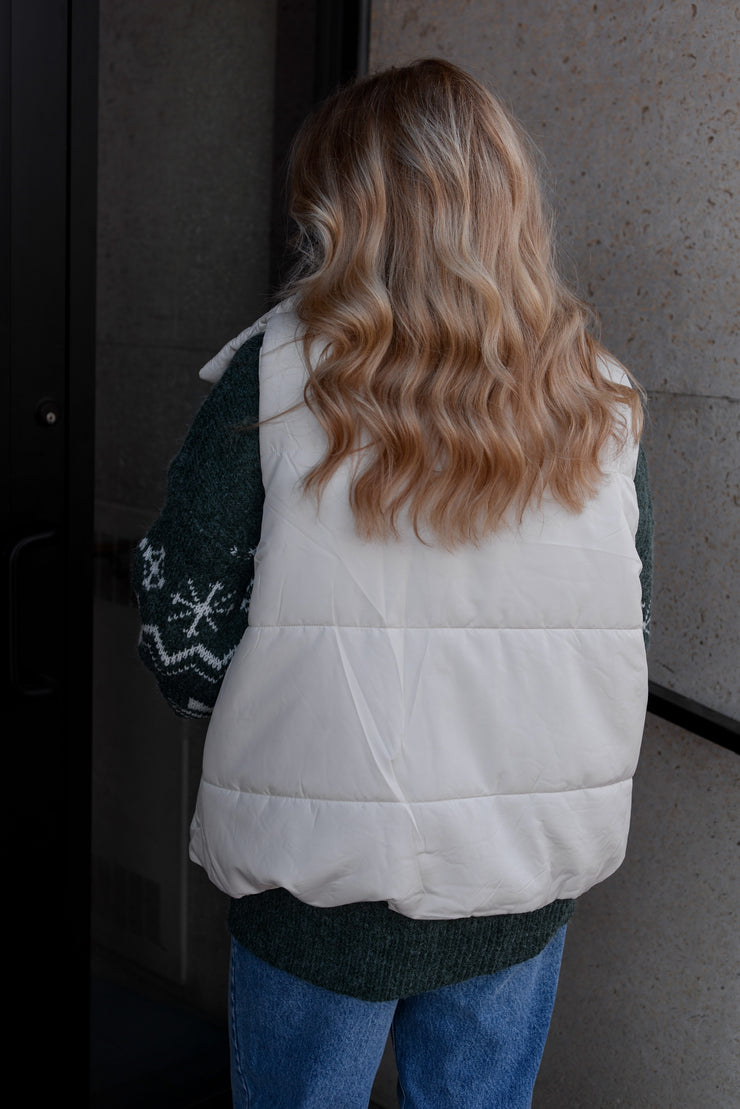 IVORY PUFFER VEST