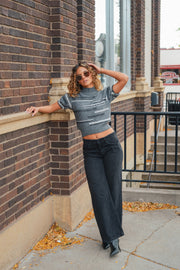 THE QUINN SWEATER TEE