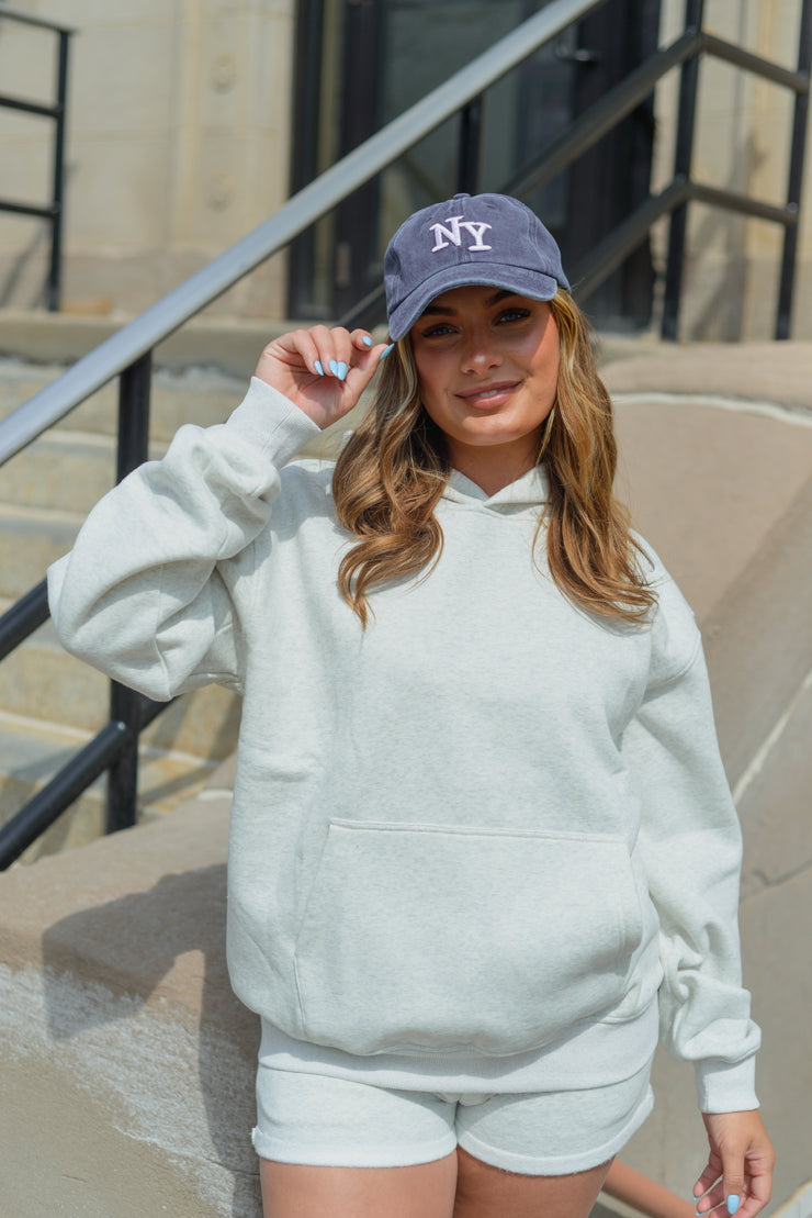 CLASSIC OVERSIZED HOODIE
