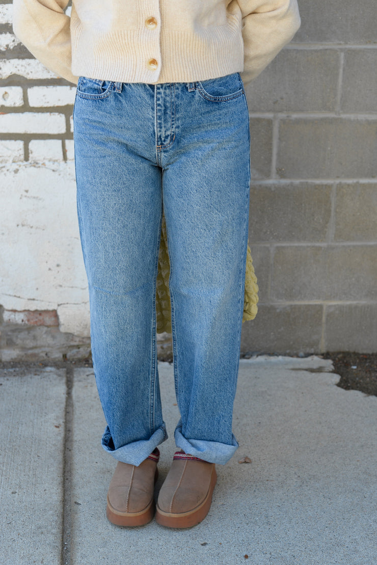 RELAXED STRAIGHT DENIM