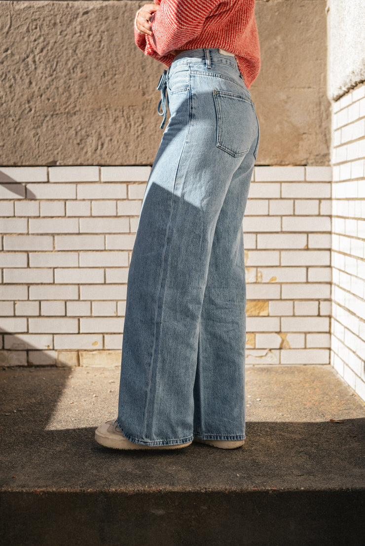 MODEL BEHAVIOR DENIM